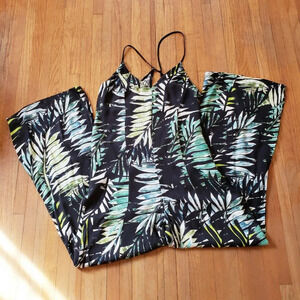 Charlie Jade Jumper Jumpsuit Black & Green Sleeveless Size Small Petite